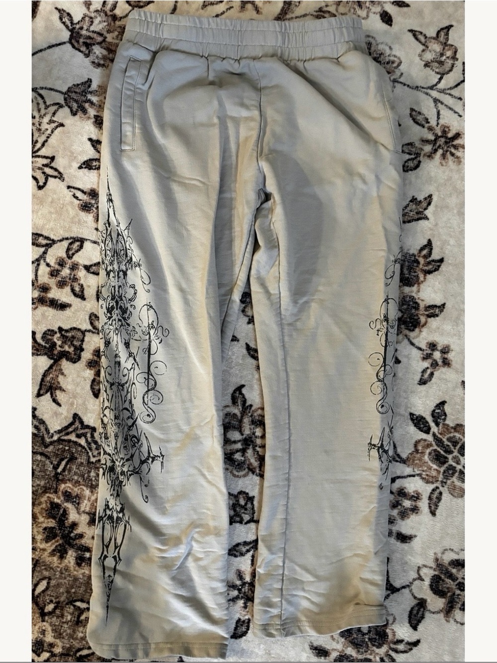 Vintage/Y2K-style Insomnia sweatpants 🤍